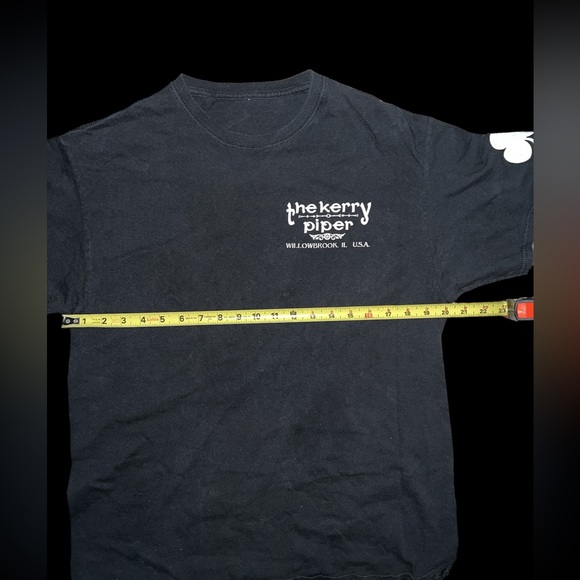 The KERRY PIPER | SHORT SLEEVE GRAPHIC CREW NECK TEE - Picture 5 of 6